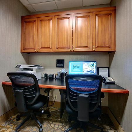 Hampton Inn & Suites By Hilton - Rockville Centre Ngoại thất bức ảnh