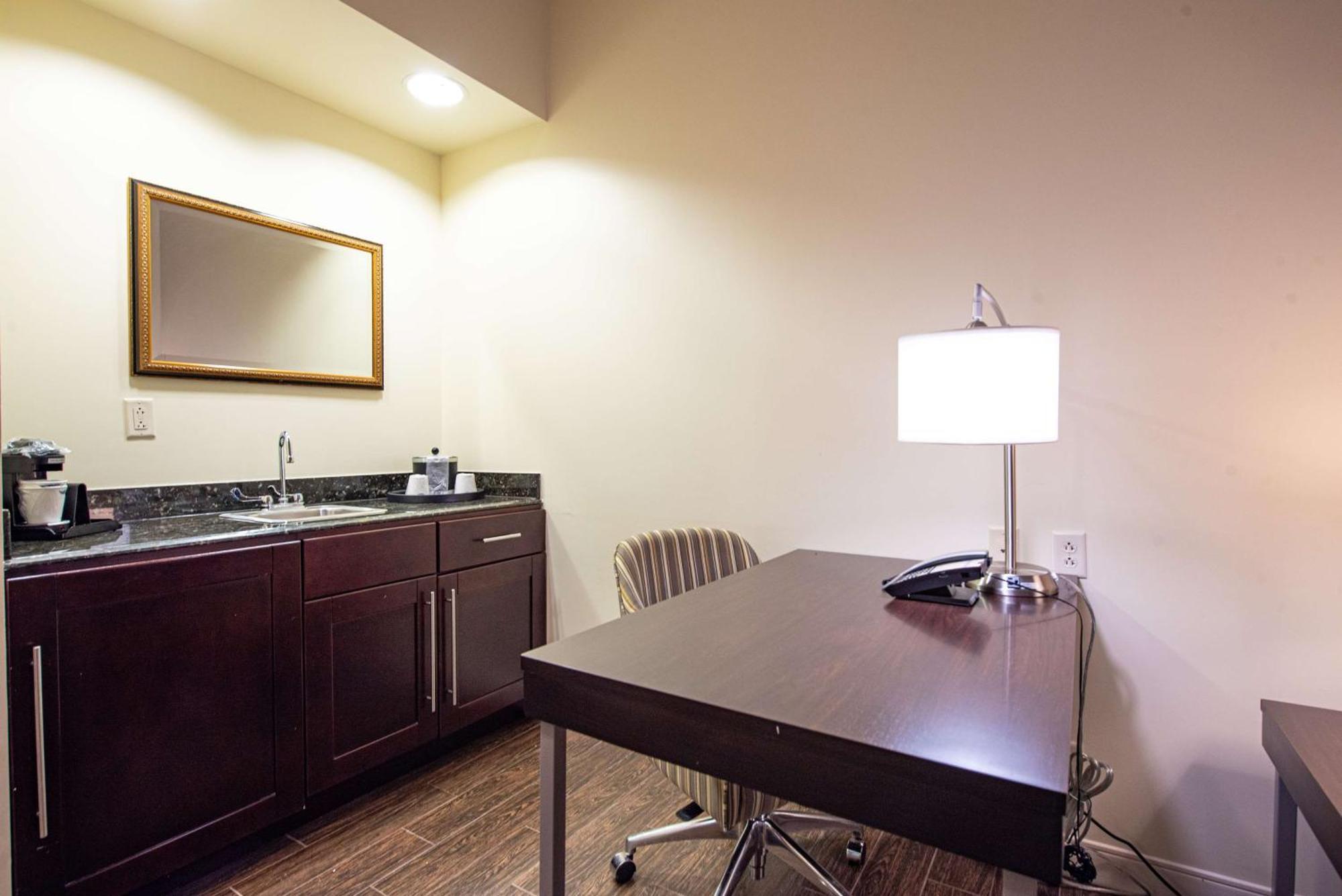 Hampton Inn & Suites By Hilton - Rockville Centre Ngoại thất bức ảnh